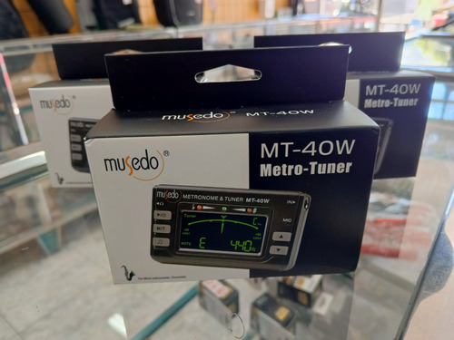 Afinador Cromático Con Metrónomo Musedo Mt-40w $22