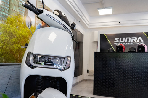 Imagen 3 de 12 de Moto Eléctrica - Robo S - Sunra Rio Negro