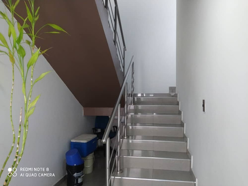 Imagen 3 de 14 de Se Vende Hermosa Y Lujosa Quinta Con Piscina El Castaño Zona Norte Las Delicias Maracay 04243785803