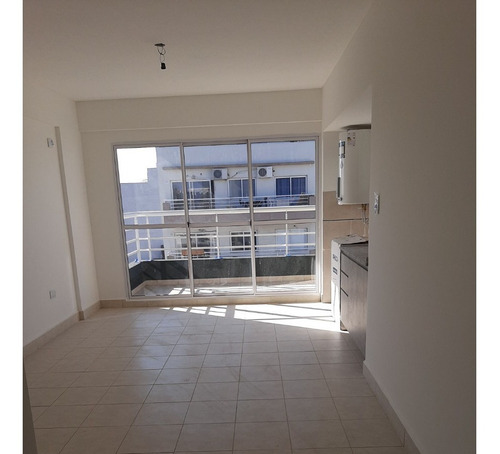Imagen 8 de 18 de Departamentos De 1 Amb Y 2 Amb / Av. Lope De Vega! 1300 En Pozo!!!
