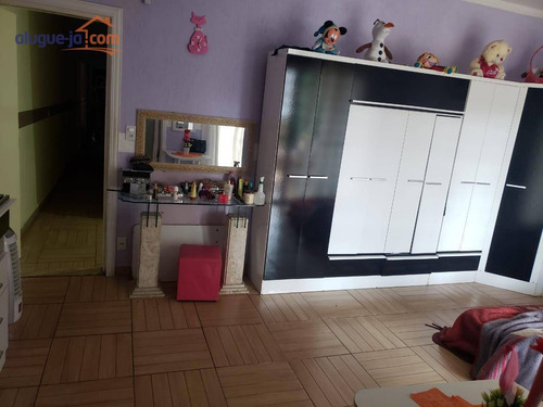 Imagem 10 de 19 de Sobrado, 4 Dorms, Piscina, À Venda, Vila Tolstoi, 300 M² - So1557