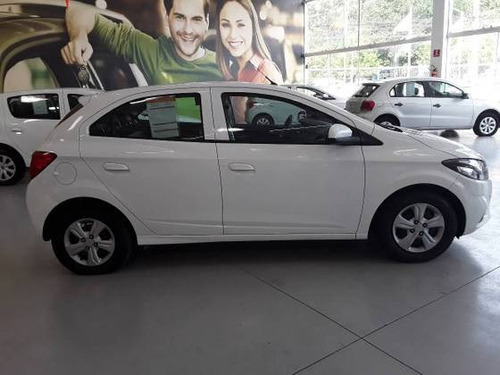 Imagem 9 de 9 de Chevrolet Onix 1.0 Mpfi Lt 8v Flex 4p Manual