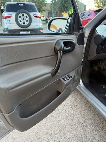 Chevrolet Corsa 1.6 Classic Gls