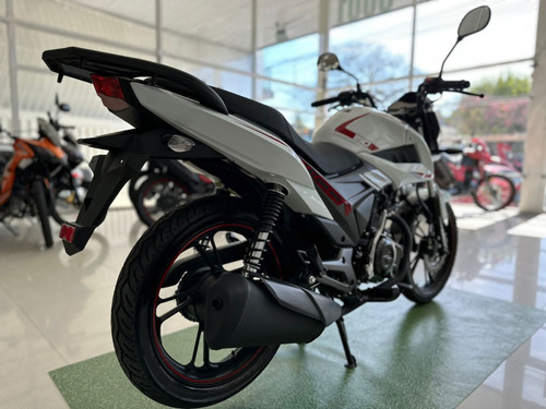 Imagen 13 de 22 de Zanella Rx 150