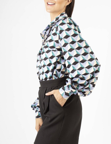 Imagen 3 de 6 de Blusa Camisera Retro Setentas Femenina Amad Mujer