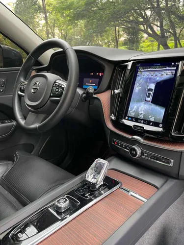 Volvo Xc60 2023 Recharge Ultimate T8 2.0 Awd Gasoelec
