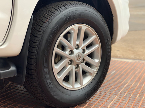 Toyota Hilux Srv 3.0 Tdi 2013