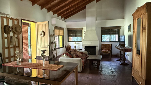 Casa En Salvador Maria