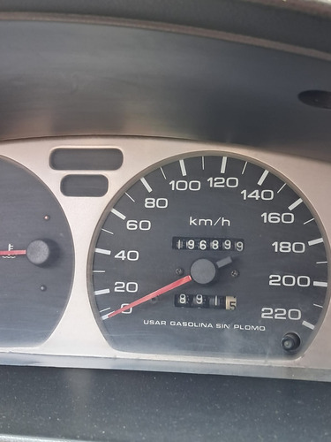 Nissan V16 Ex Saloon Std Color