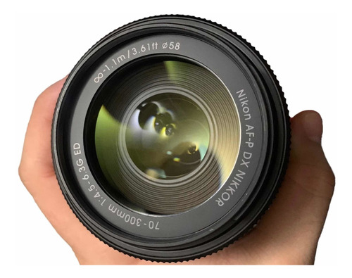Lente Nikon Af-p Dx Nikkei 70-300 Mm F/4,5 - 6,3 G Ed Vr
