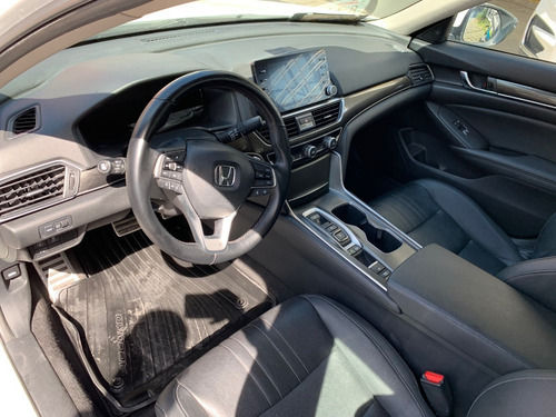 Imagen 14 de 15 de Honda Accord Touring Modelo 2019