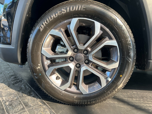 Imagen 7 de 13 de Nuevo Jeep Commander T270 1.3t Nafta 3 Filas Stock