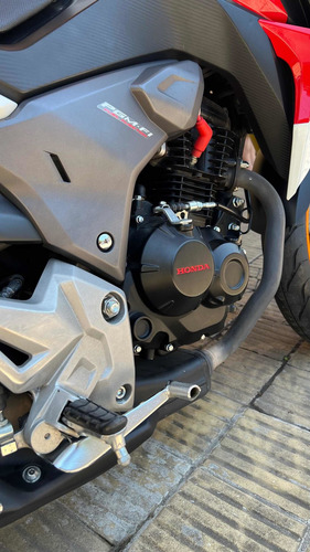 Imagen 9 de 22 de Honda Repsol 190