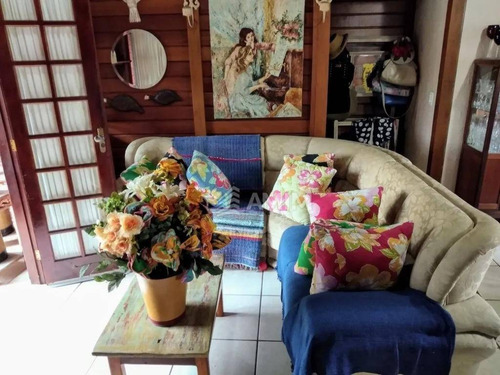 Imagem 4 de 14 de Casa Com 3 Dormitórios À Venda, 400 M² Por R$ 620.000,00 - Pendotiba - Niterói/rj - Ca0821