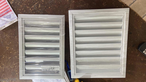 Imagen 4 de 7 de Rejillas En Aluminio De 23 X 23 Para Aberturas De 20 X 20