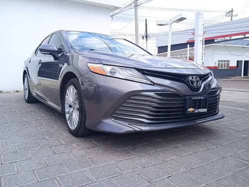 Toyota Camry 2.5 Xle Navi At