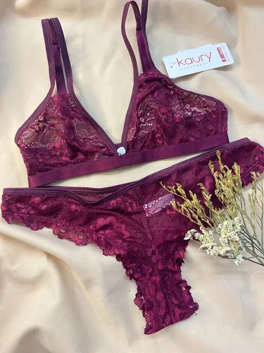 Conjunto De Lenceria Soutien Y Bombacha Kaury 8227 Bordó 100