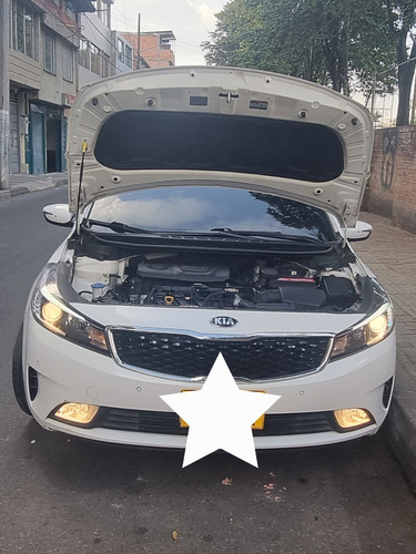 Kia CERATO PRO 1.6l Zenith At