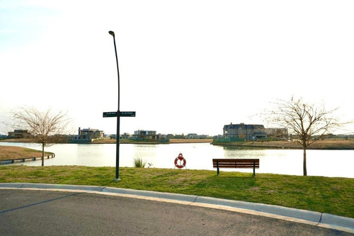 Imagen 10 de 16 de Increible Lote En Virazon Al Lago Central