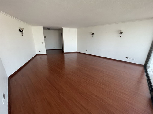 Departamento Venta De 4d 3b Excelente Ubicación - Las Condes