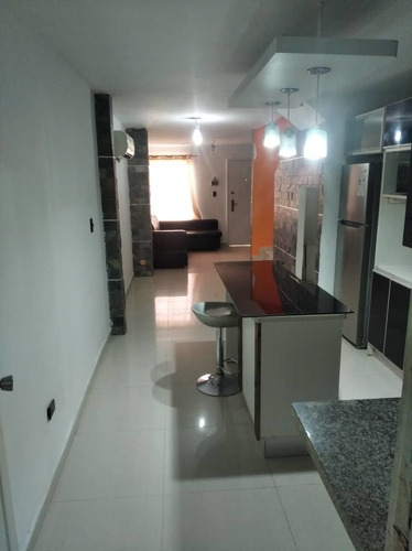Imagen 4 de 8 de Venta De Town House Ciudad Real Barcelona