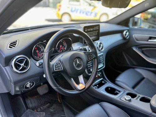 Mercedes-Benz Clase GLA 1.6 Gla200 Urban 156cv