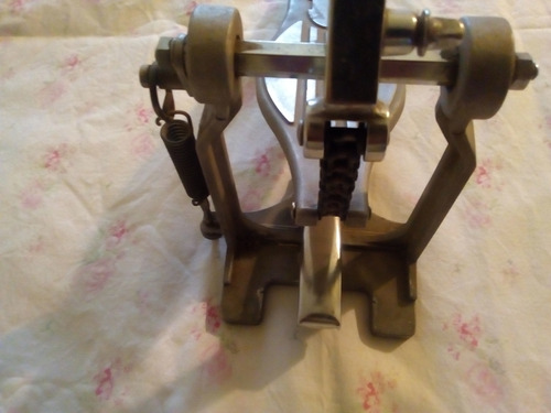 Pedal De Bombo Bateria (Usado)