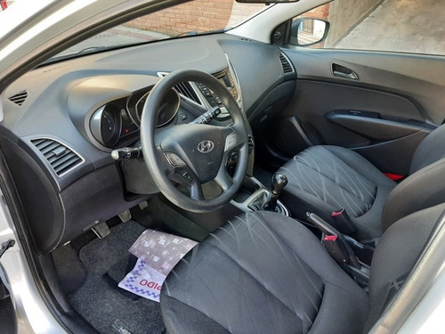 Imagem 5 de 9 de Hyundai Hb20 1.0