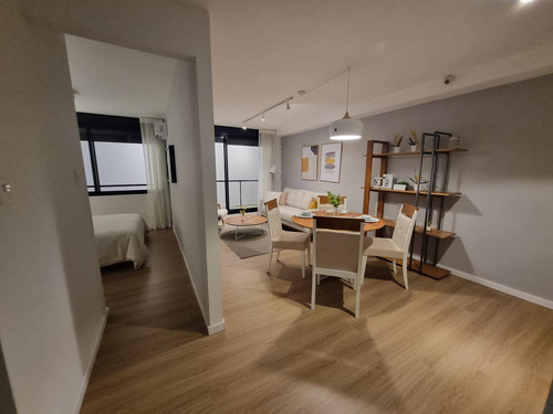 Venta Departamento 2 Dormitorios Terraza - Tres Cruces