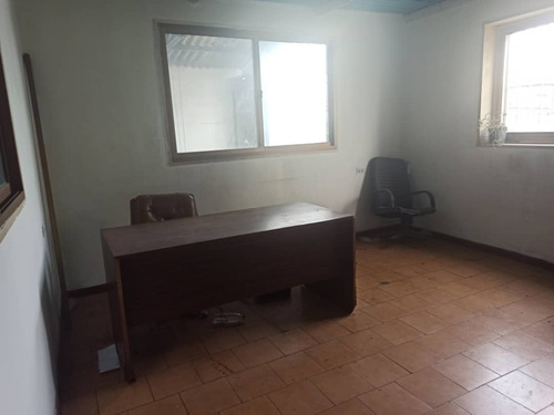 Se Vende Galpón En Boleíta Sur Jr