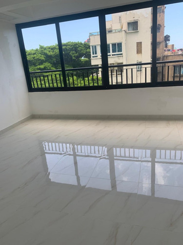 Venta, Edificio De 7 Niveles Ubicado En Gazcue, Santo Domingo
