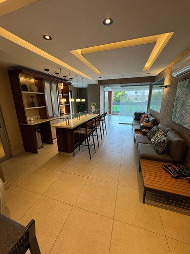 Alquilo Apartamento Linea Blanca (ea)