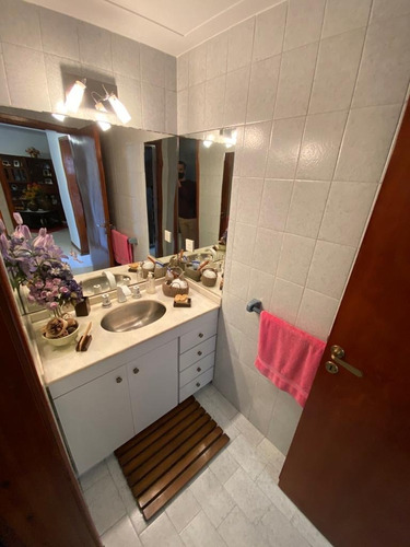 Imagen 5 de 18 de Espectacular 6 Ambientes Con Cochera Cubierta