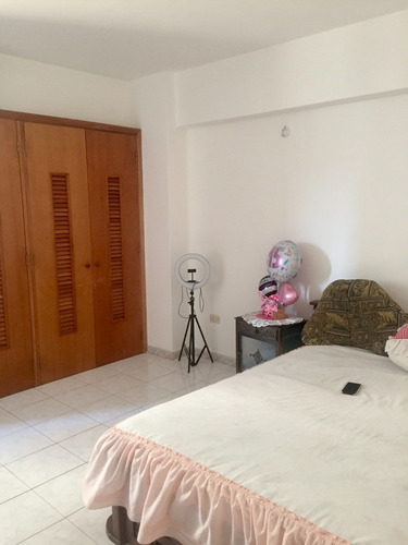Imagen 10 de 10 de En Venta Amplio Apartamento En Residencias Riazor En Lecheria