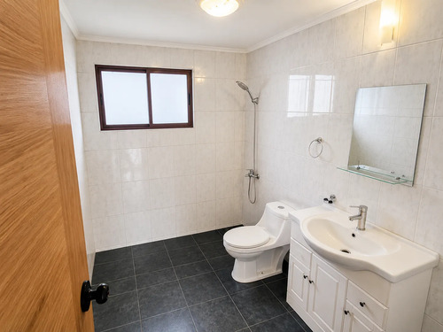 Casa Colonial De 220m2 4d 3b En Parcela De 6000m2 Zapallar