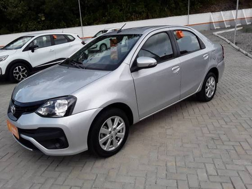 Imagem 4 de 9 de Toyota Etios 1.5 X Plus Sedan 16v Flex 4p Automático