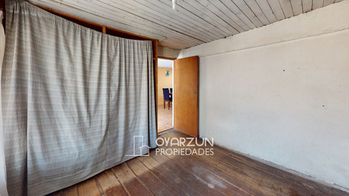 Casa En Venta De 6 Dormitorios 2 Baños 1 Estacionamiento