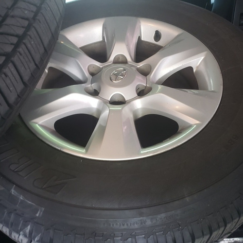 Llantas Con Cubiertas De Toyota Prado 265/65/17