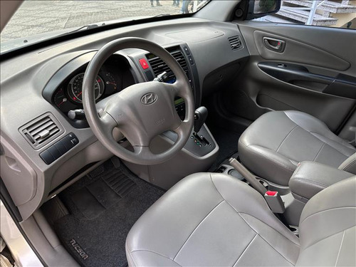 Hyundai Tucson 2.0 Mpfi Gls 16v 143cv 2wd Flex 4p Automático