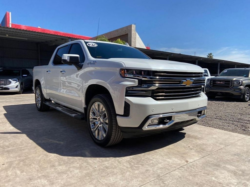 Imagen 2 de 11 de Chevrolet Cheyenne Hihg Country 2020