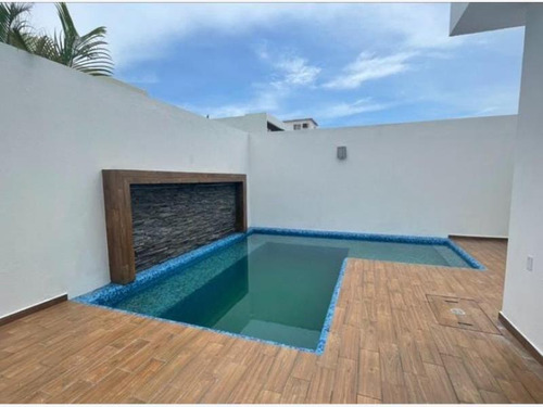 Imagen 2 de 9 de Casa Sola En Venta Las Lomas Residencial