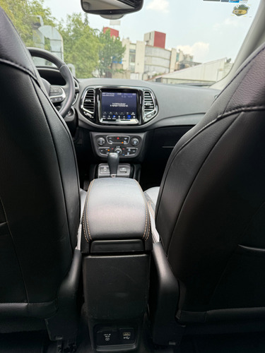 Jeep Compass 2.4 Limited 4x2 At