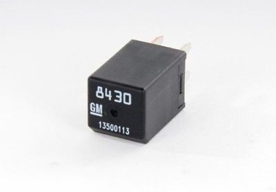 Imagen 1 de 3 de Rele Luz Estacionamiento Tras Chevrolet Avalanche 5.3 07-11