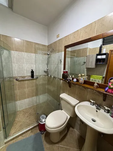 Vendo Amplia Casa En Laureles Lorena