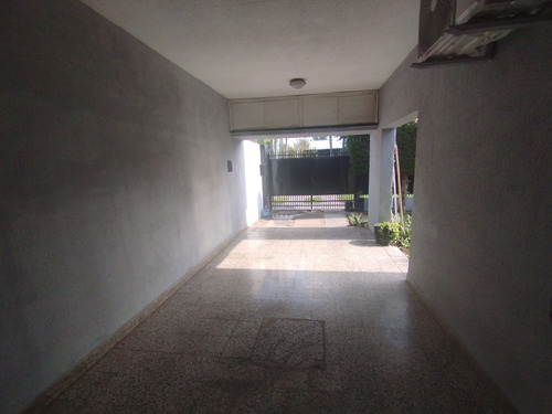 Casa Chalet En Alquiler En San Miguel Oeste, San Miguel, G.b.a. Zona Norte