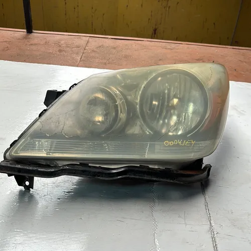 Faro Delantero Honda Odyssey (Usado)