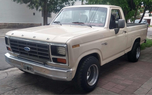 Ford F-100 3.6 Lujo