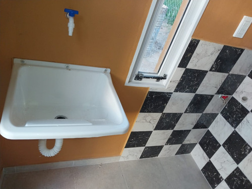 Vendo Casa (amoblada) Metros Del Rio Y Guardería De Lancha. (plano Y Escritura) 3 Meses.