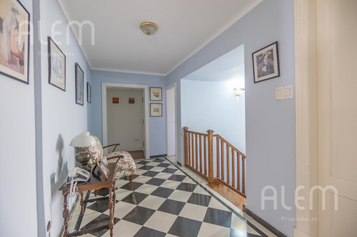 Casa En Lomas De Zamora Oeste