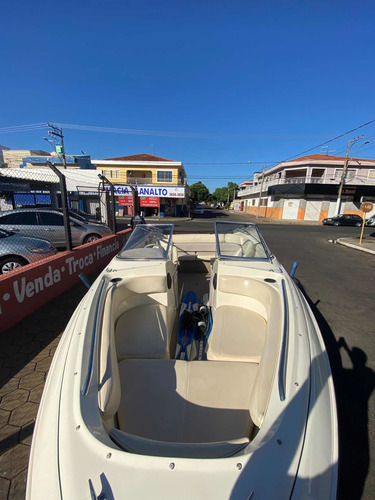Lancha Regal 202 Motor Volvo 220 Hp